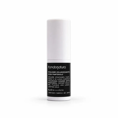 Flacone Fondonatura Polvere Volumizzante con Pantenolo 6 g su sfondo bianco